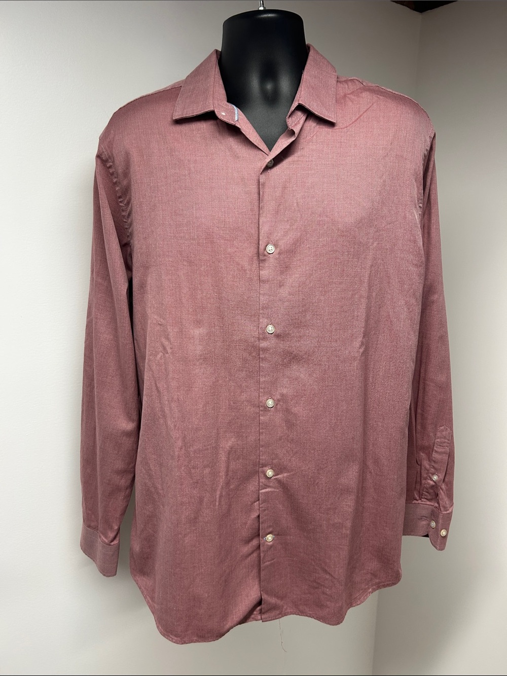 Banana Republic XL Grant Fit Supima Cotton Button Down Shirt Maroon Pink